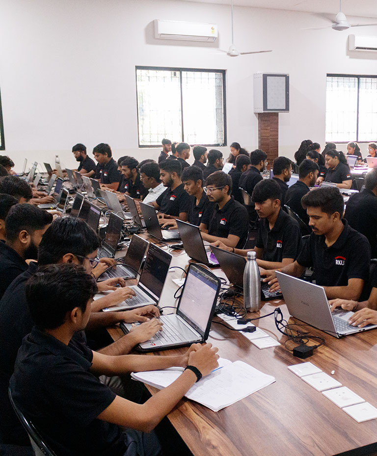 RK_University_Best_College_In_Rajkot_Gujarat_India.jpg
