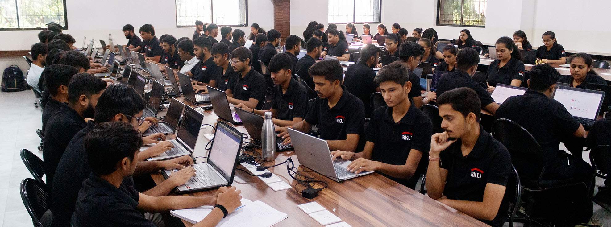 RK_University_Top_University_In_Rajkot_Gujarat_India.jpg